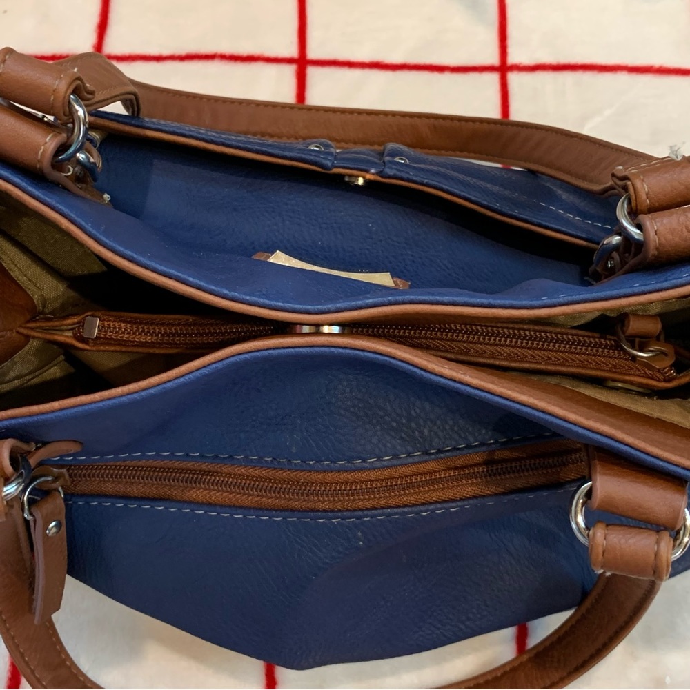 Alfred Dunner Leather Shoulder Bag - Picture 7 of 11
